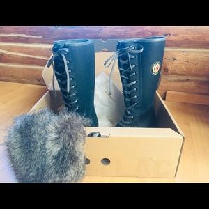 Waterproof, lined boots